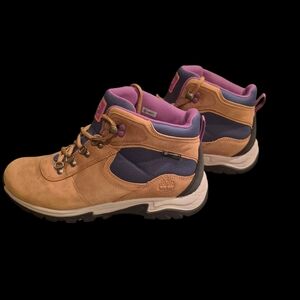 Timberland Women's Tan and Purple Athletic Shoes Water proof Size 9